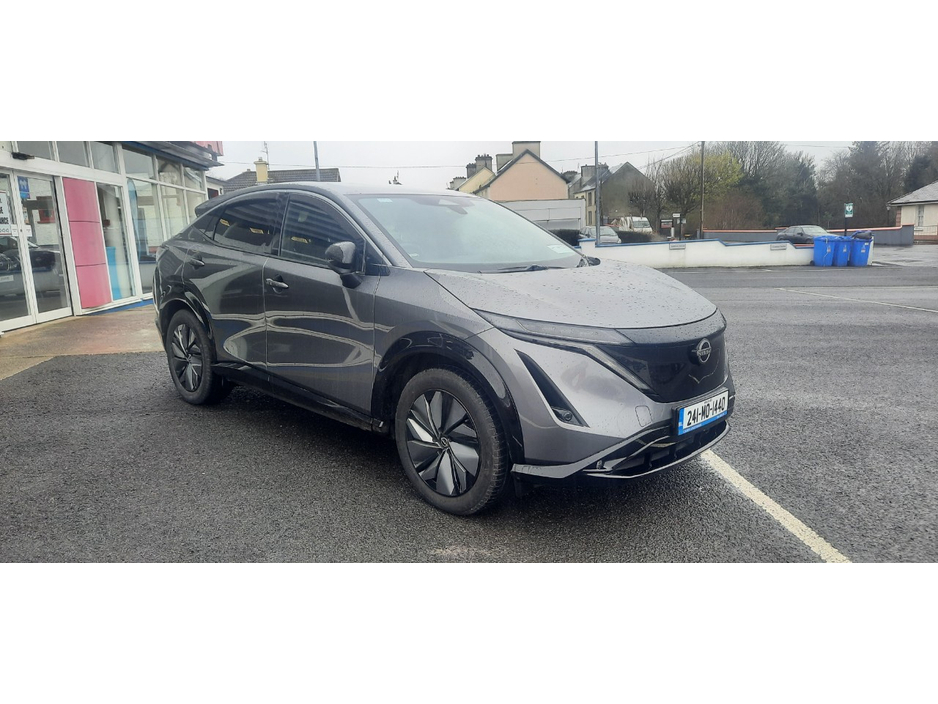 2024 Nissan Ariya - image 3