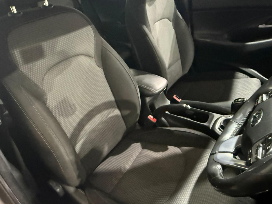 2018 Hyundai i30 - image 10