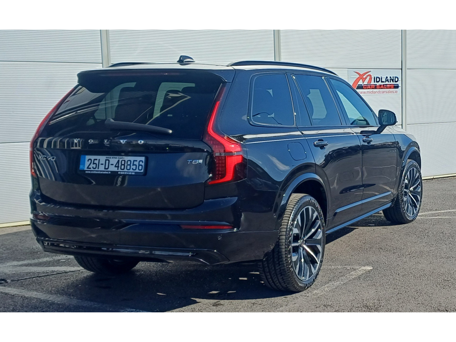 2025 Volvo XC90 - image 18