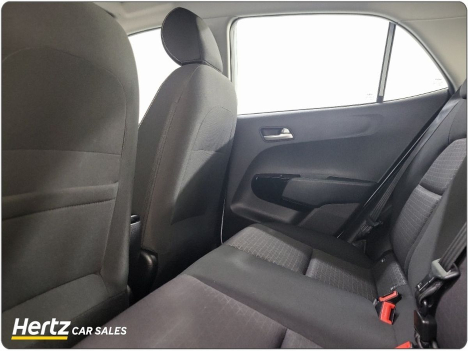 2023 Kia Picanto - image 13