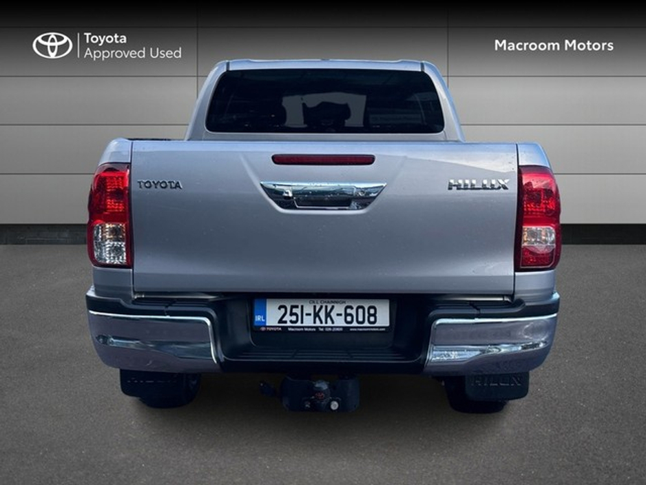 2025 Toyota Hilux HILUX 2.8 SR5 DOUBLE CAB €48,000
