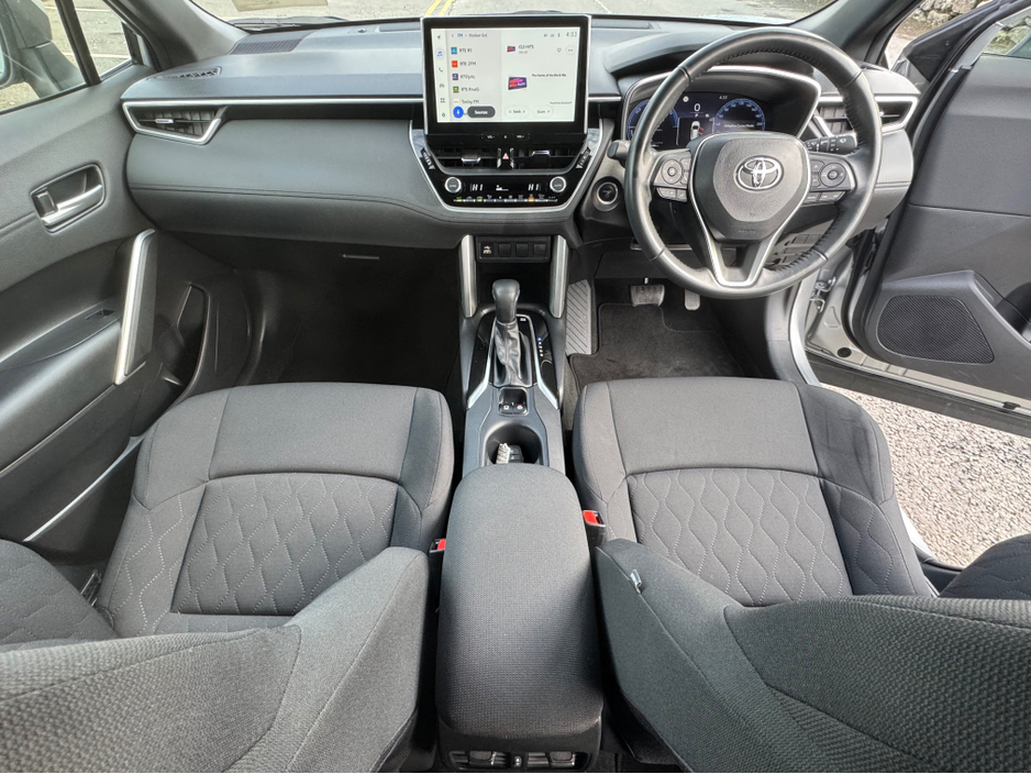 2024 Toyota Corolla Cross - image 16