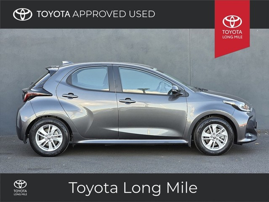 2025 Toyota Yaris 1.5 Hybrid Luna 5Dr €27,249