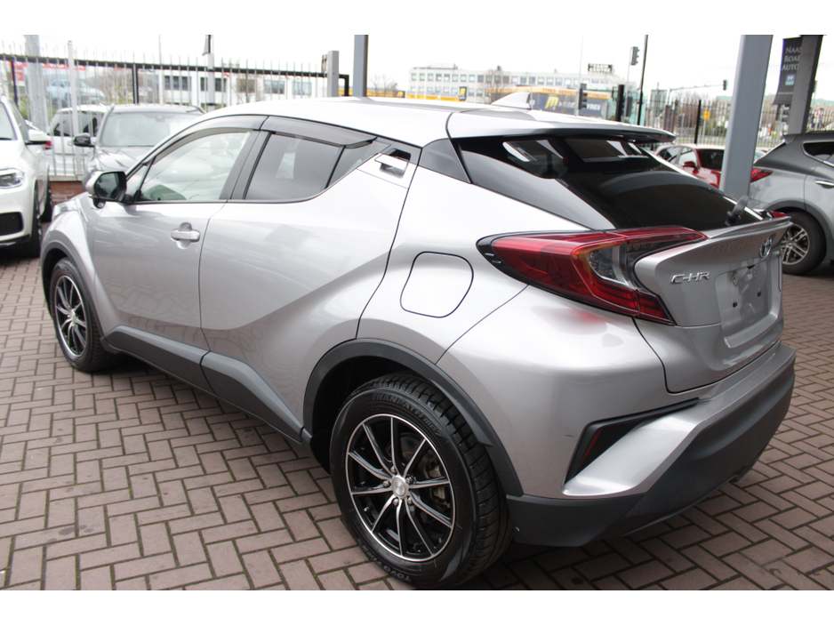 2018 Toyota C-HR - image 6