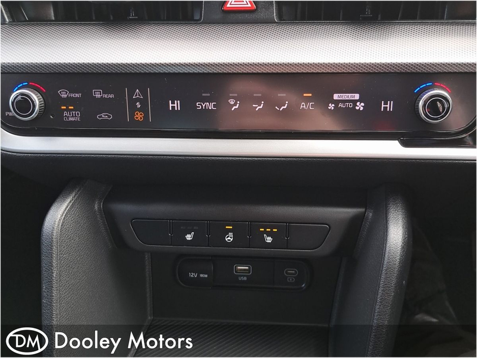 2023 Kia Sportage - image 19