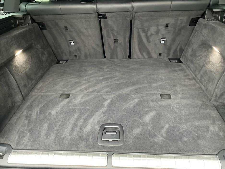 2021 BMW X5 - image 13