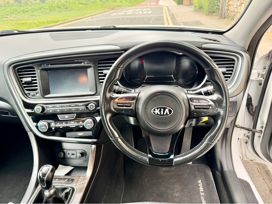 2015 Kia Optima - image 17