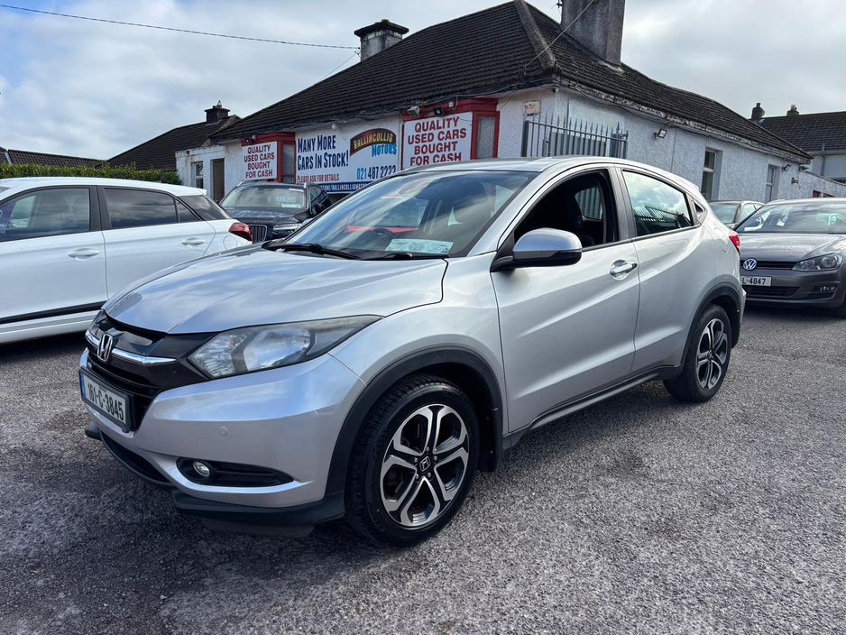 2016 Honda HR-V - image 6