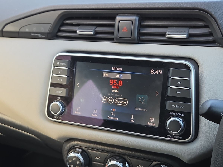 2022 Nissan Micra - image 13