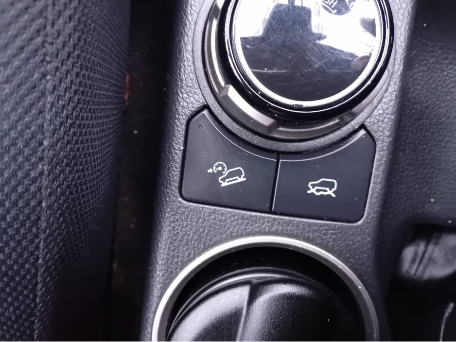 2019 Mitsubishi L200 " INTENSE " 6 SPEED 4DR 2.3 DID  4x4  6 SPEED @ REDDY2DRIVE LTD €25,000