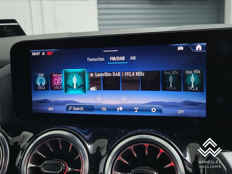 2025 Mercedes-Benz GLA Class GLA250e AMG Line Executive Exclusive Edition