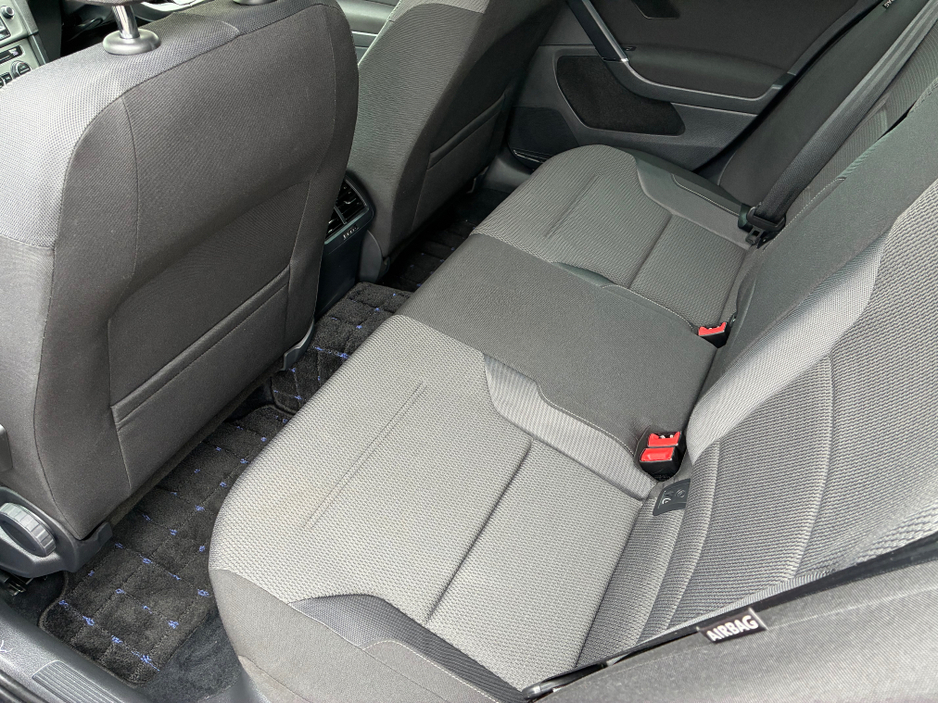 2015 Volkswagen Golf - image 13