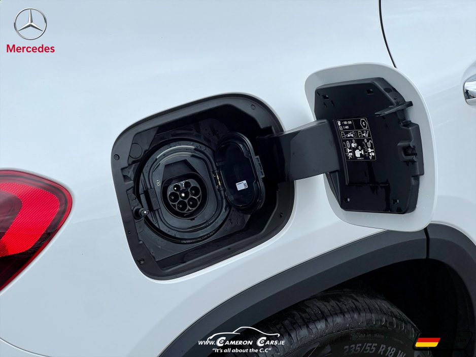 2025 Mercedes-Benz GLA Class - image 19