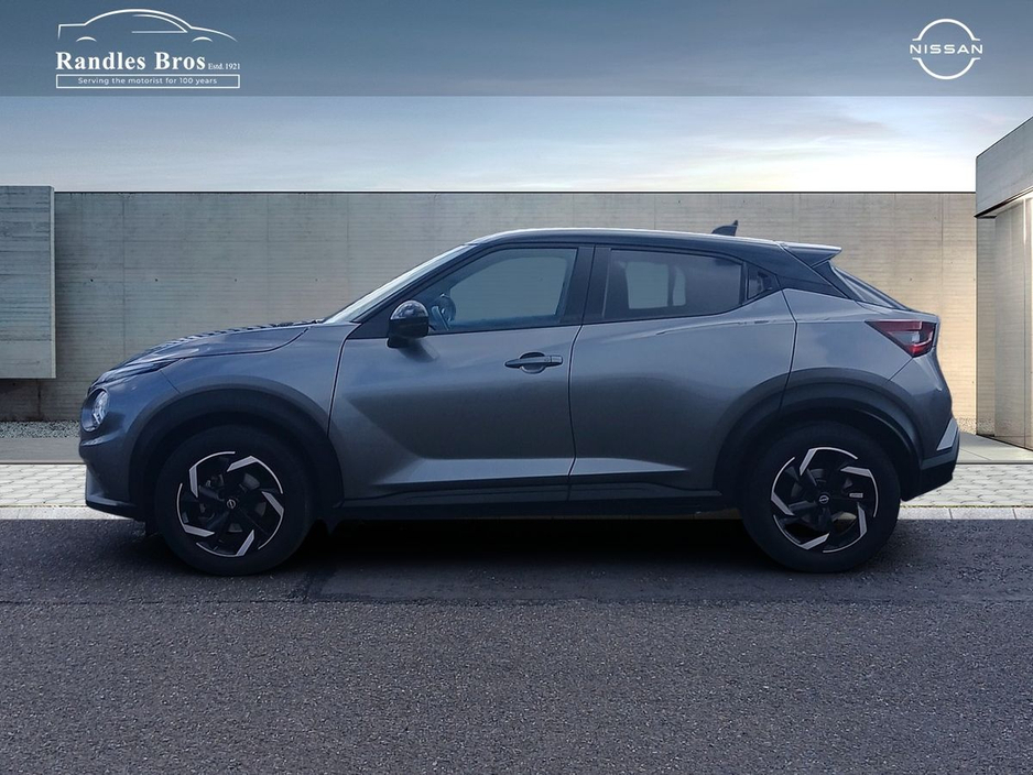 2023 Nissan Juke - image 3