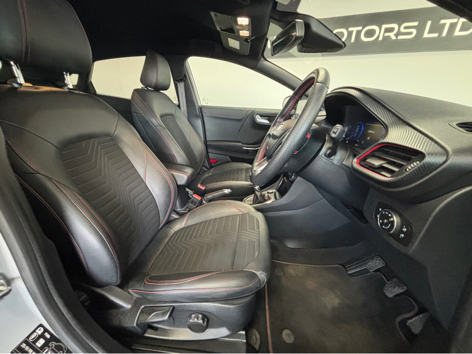 2021 Ford Puma - image 11