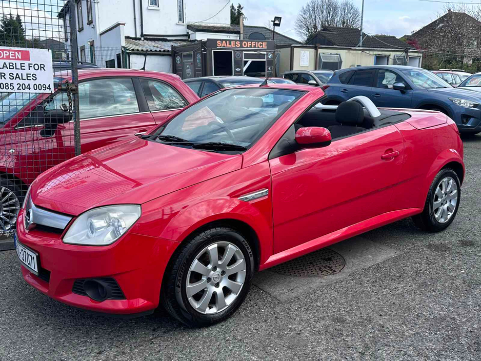 2006 Opel Tigra - image 2