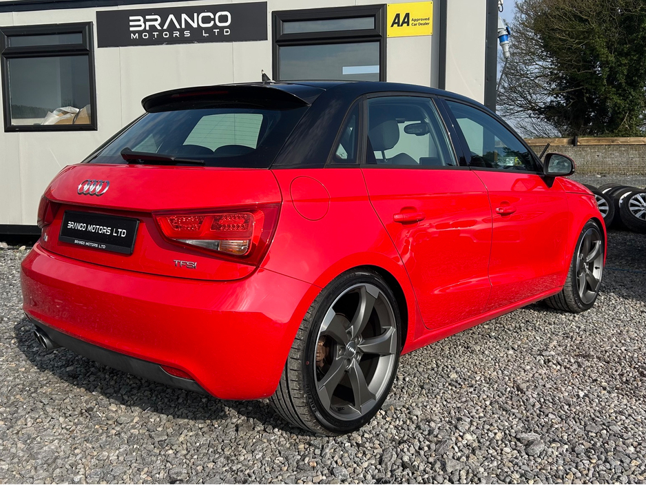 2015 Audi A1 - image 8