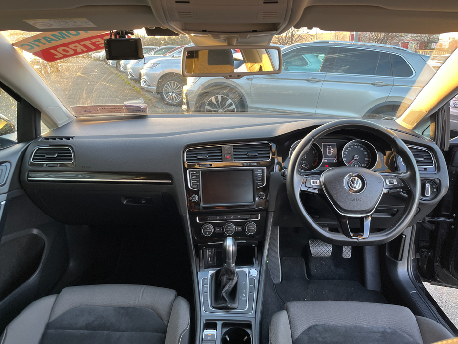 2015 Volkswagen Golf HIGHLINE AUTOMATIC 1.4 PETROL //KEYLESS ENTRY//ADAPTIVE CRUISE CONTROL//REVERSE CAMERA// €14,950