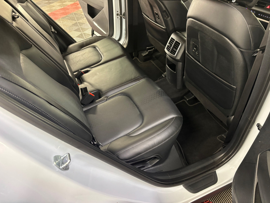 2024 Kia Sportage - image 12