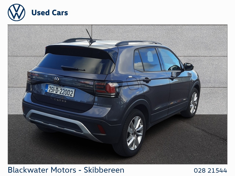 2025 Volkswagen T-Cross - image 3