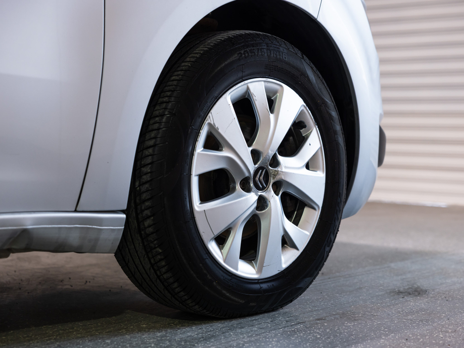 2016 Citroen Grand C4 Picasso - image 11