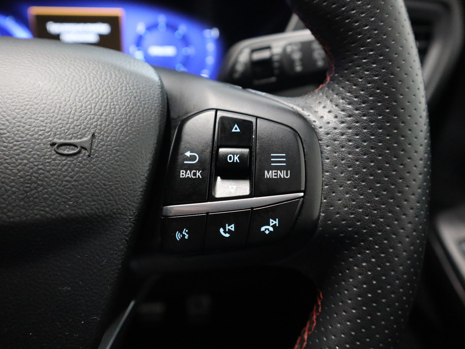 2021 Ford Kuga - image 12