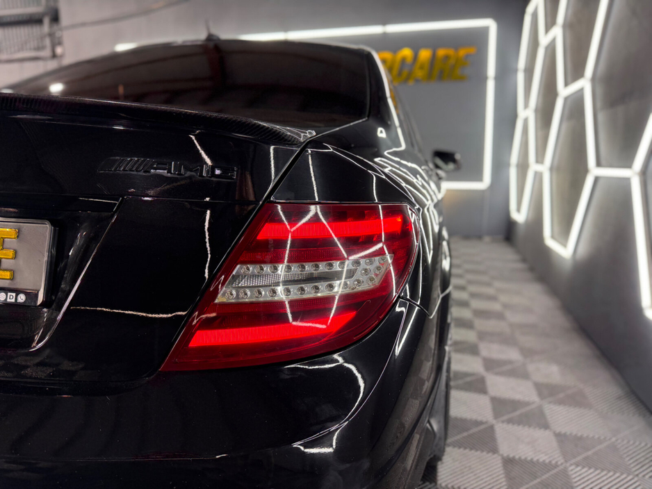 2012 Mercedes-Benz C Class - image 12