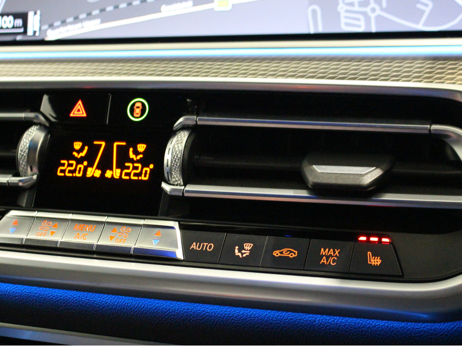 2021 BMW X5 - image 37