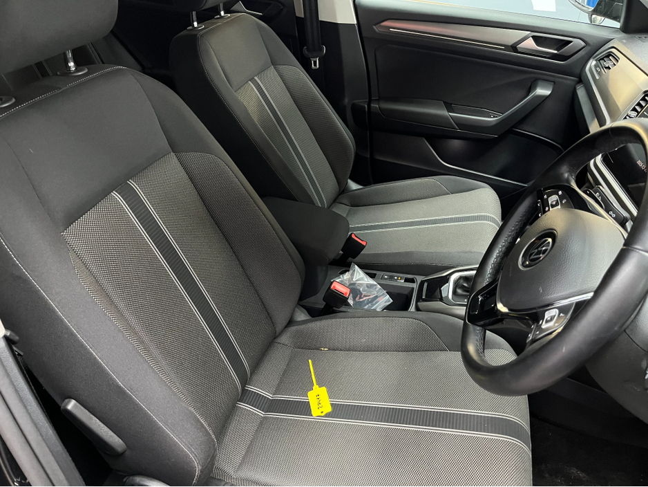 2021 Volkswagen T-Roc €24950! 2021 VOLKSWAGEN T-ROC 2.0 TDI STYLE DESIGN PACKAGE 2.0 AUTOMATIC / CRUISE CONTROL / REVERSE CAMERA / PADDLE SHIFTERS €24,950