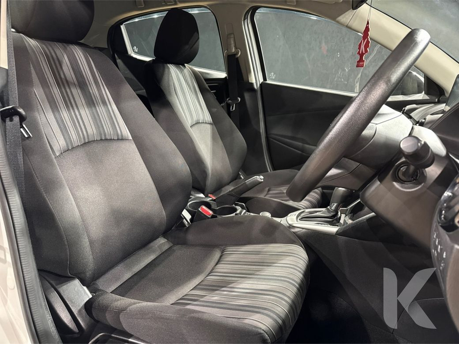 2018 Mazda Demio 1.3L SKYACTIV AUTOMATIC - MULTI FUNCTION STEERING WHEEL - HEATING / AC CONTROLS €12,950