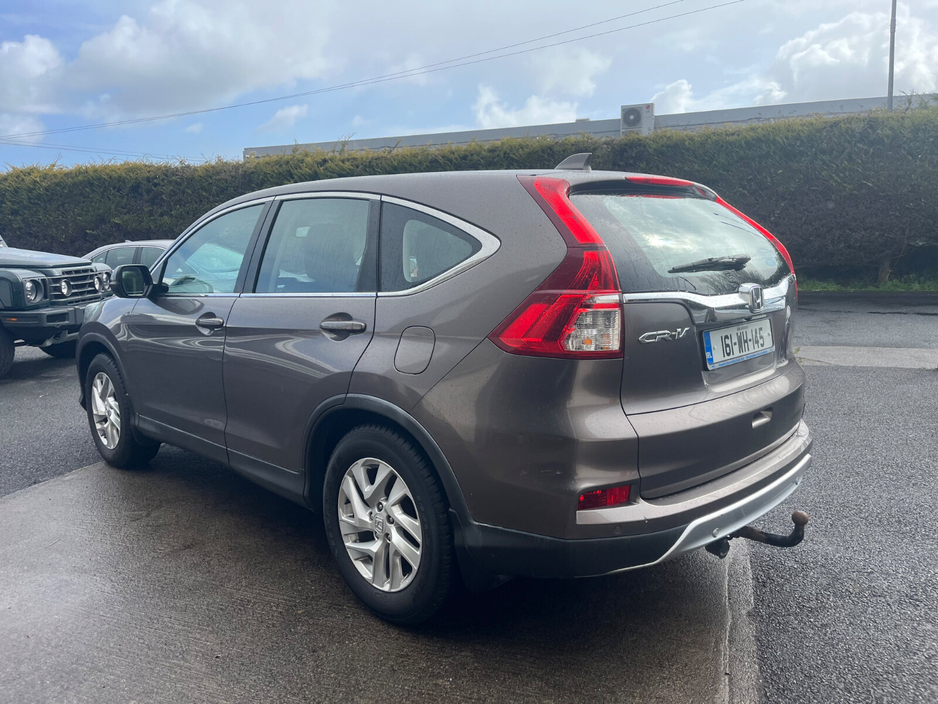 2016 Honda CR-V - image 10