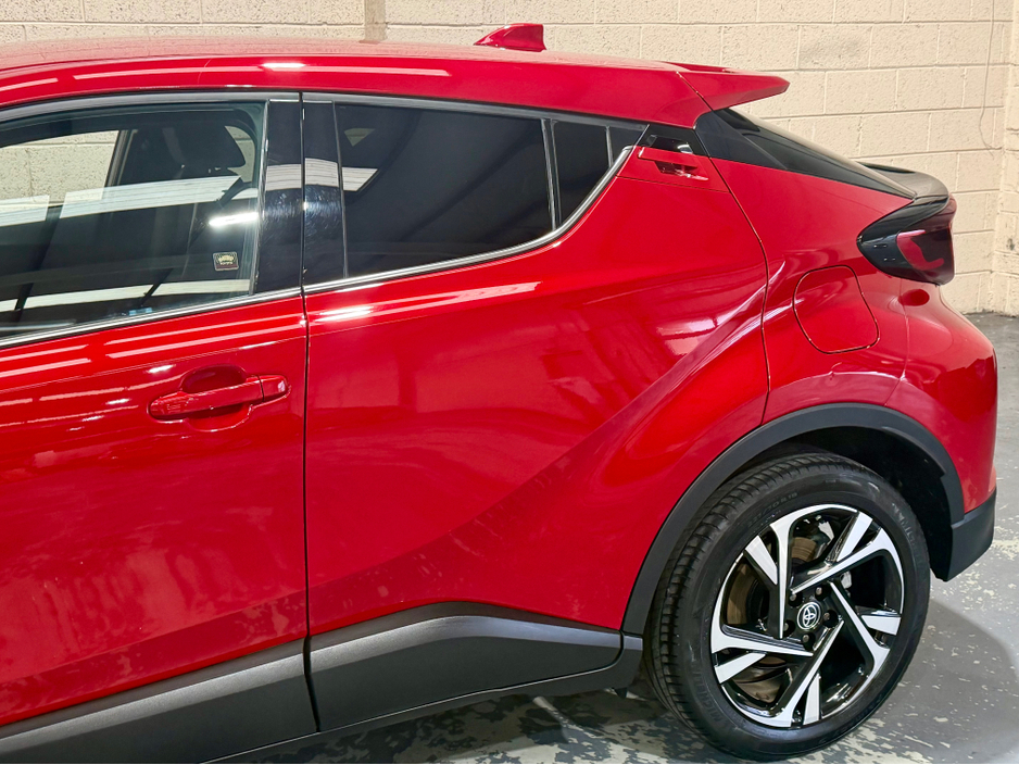 2023 Toyota C-HR HYBRID SPORT 4DR AUTO €29,500