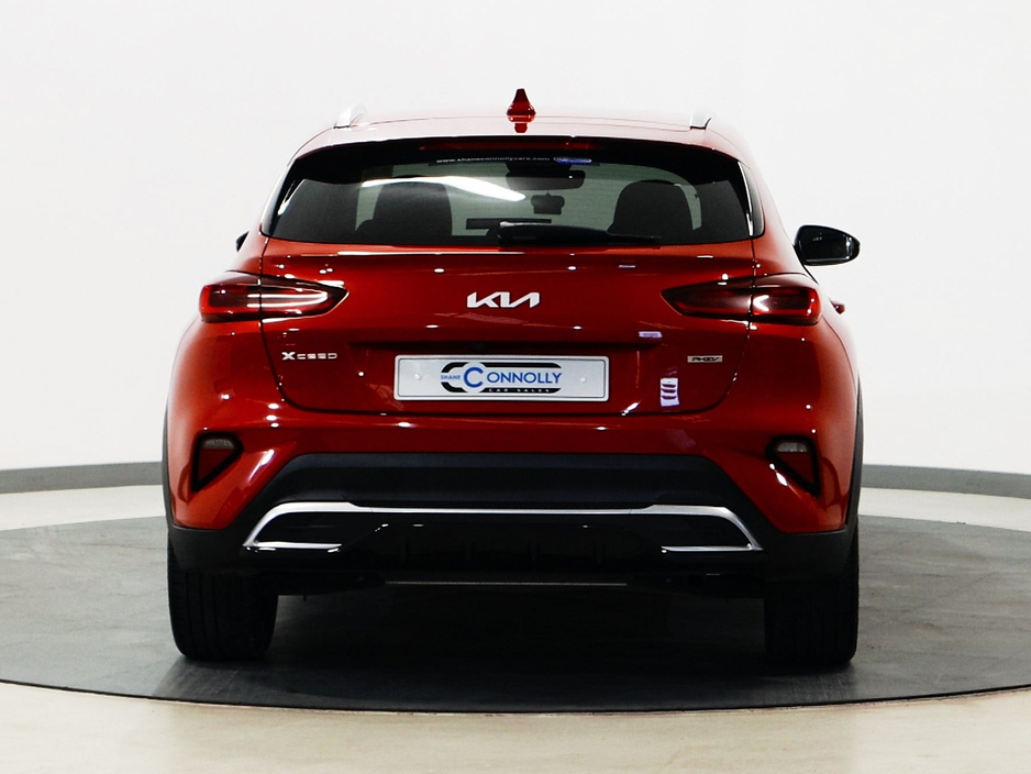 2023 Kia XCeed - image 4