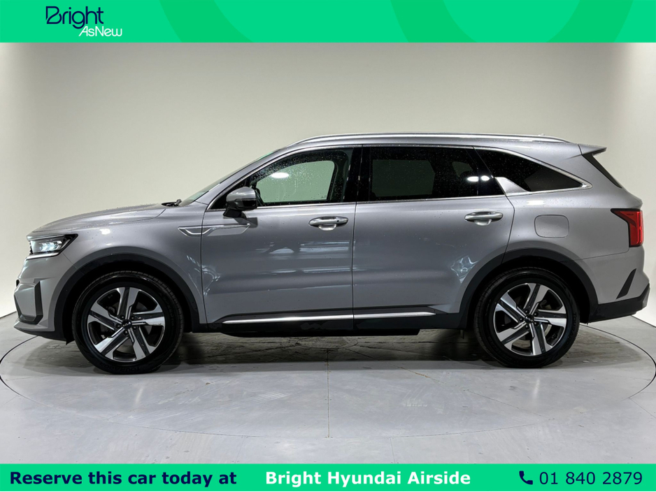 2023 Kia Sorento - image 8