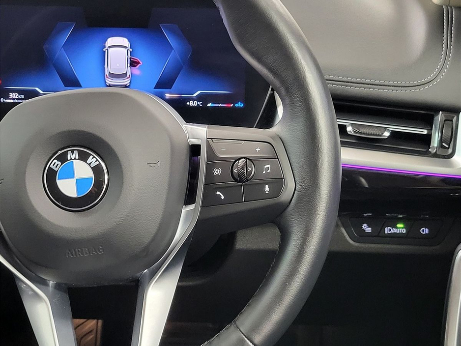 2023 BMW X1 - image 18