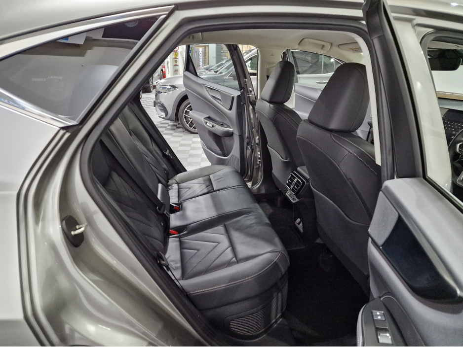 2024 Lexus NX 450 h+ 2.5 PREMIUM PLUS PACK (PLUG IN HYBRID) AUTOMATIC **ONE OWNER / TOP SPEC / ADAPTIVE CRUISE CONTROL / BLIND SPOT ASSIST / HEATED & COOLING SEATS / SAT NAV / 360 DEGREE CAMERA / WIRELESS PHONE CHARGING** €60,900