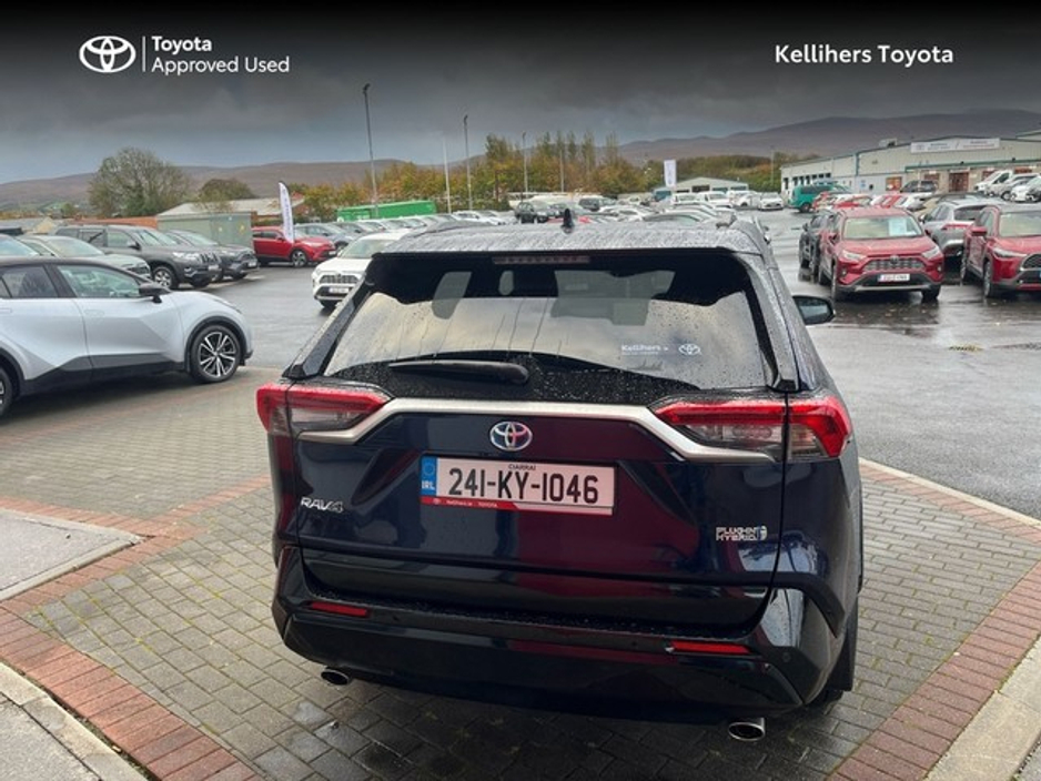 2024 Toyota Rav4 - image 4