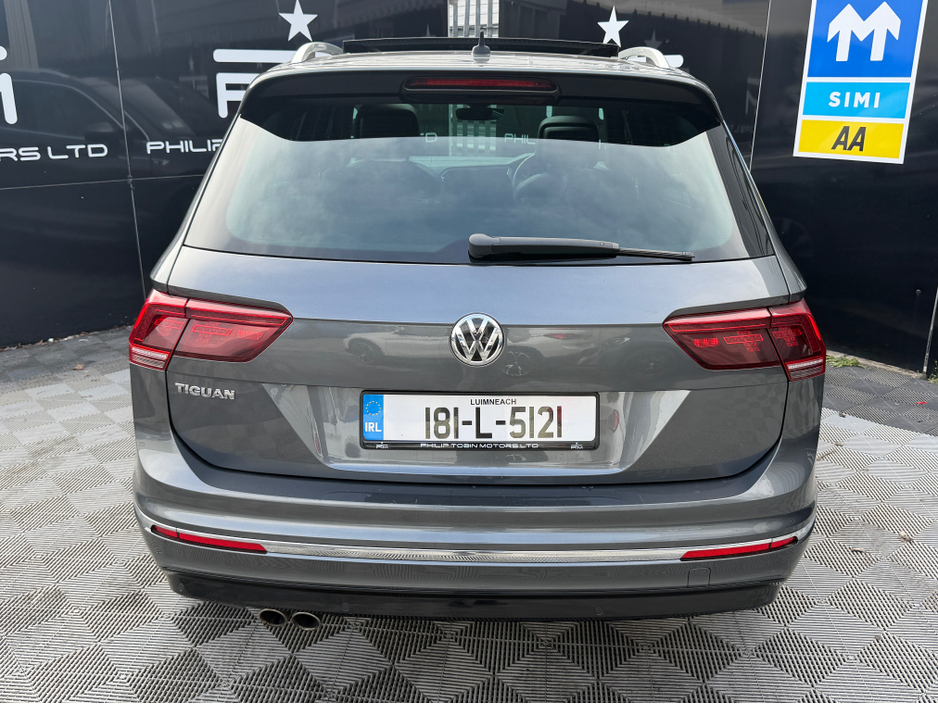2018 Volkswagen Tiguan - image 8