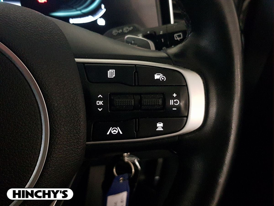 2022 Kia Sportage - image 19