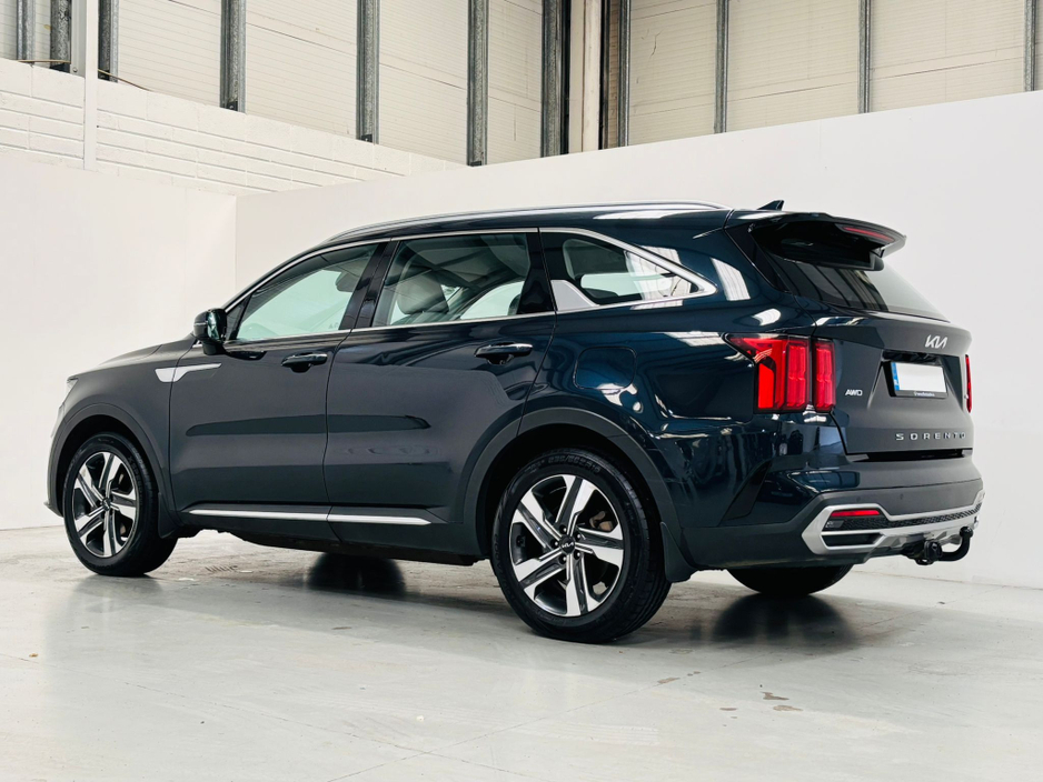 2022 Kia Sorento - image 7