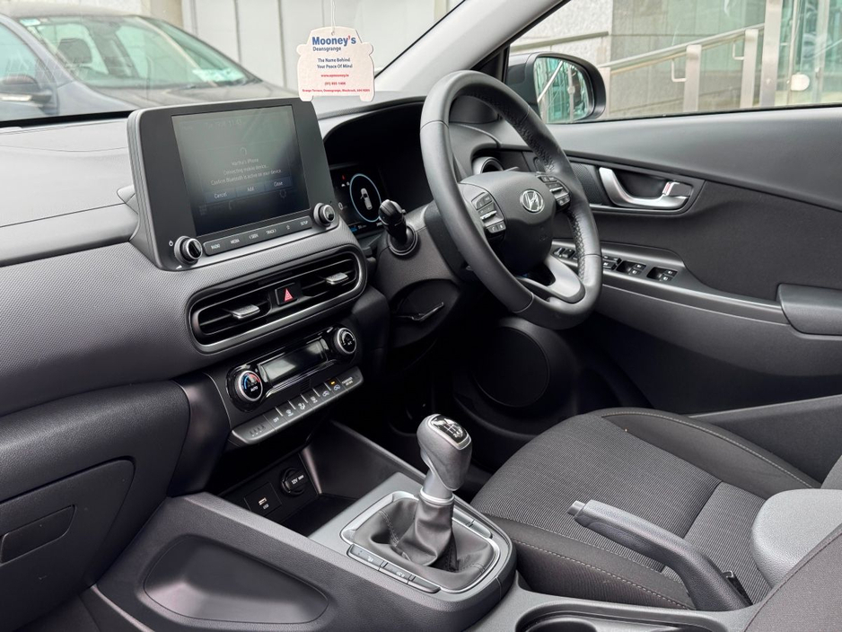 2022 Hyundai Kona - image 16