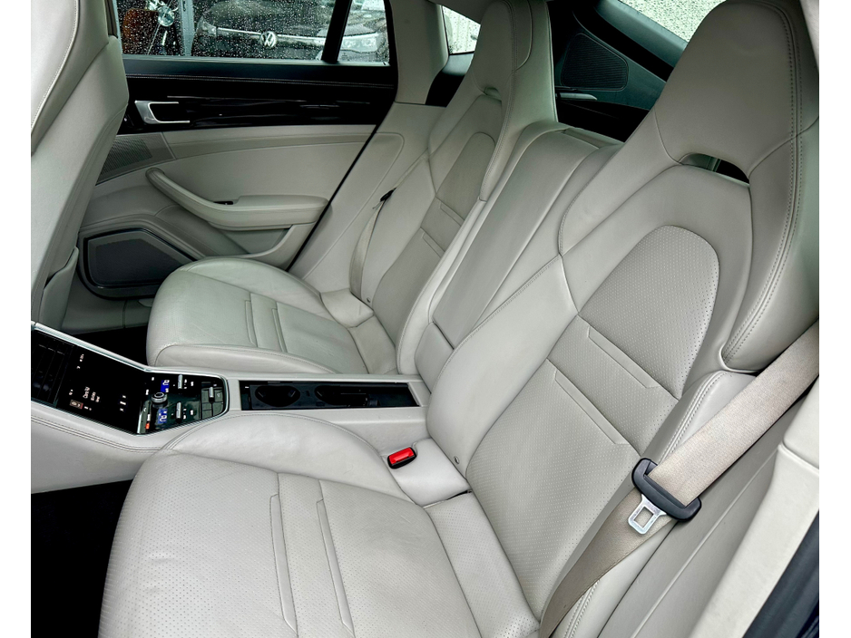 2017 Porsche Panamera 3.0 S E-HYBRID TIP 5DR 3.5