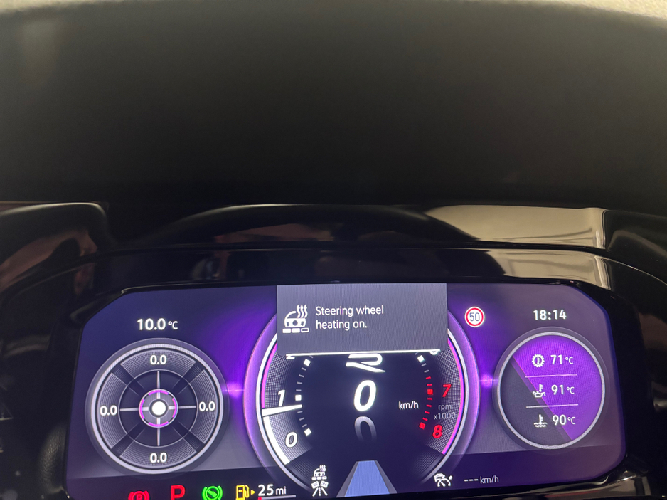 2021 Volkswagen Golf - image 31