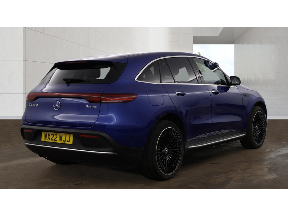 2022 Mercedes-Benz EQC - image 15