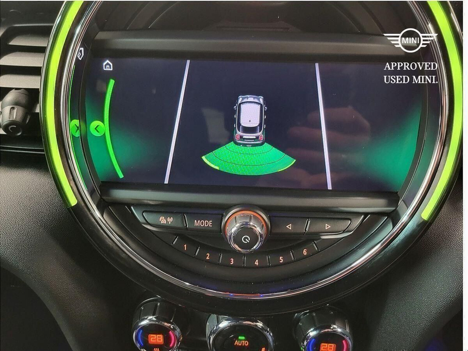 2019 MINI Hatch 5-Door Cooper S Sport €19,975