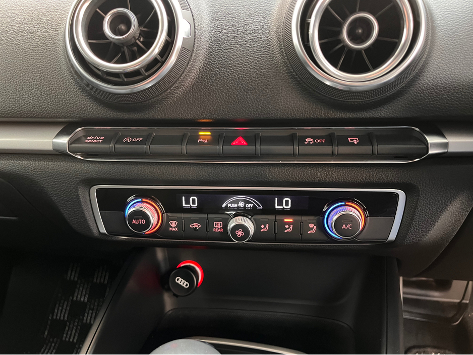 2014 Audi A3 Saloon - image 38