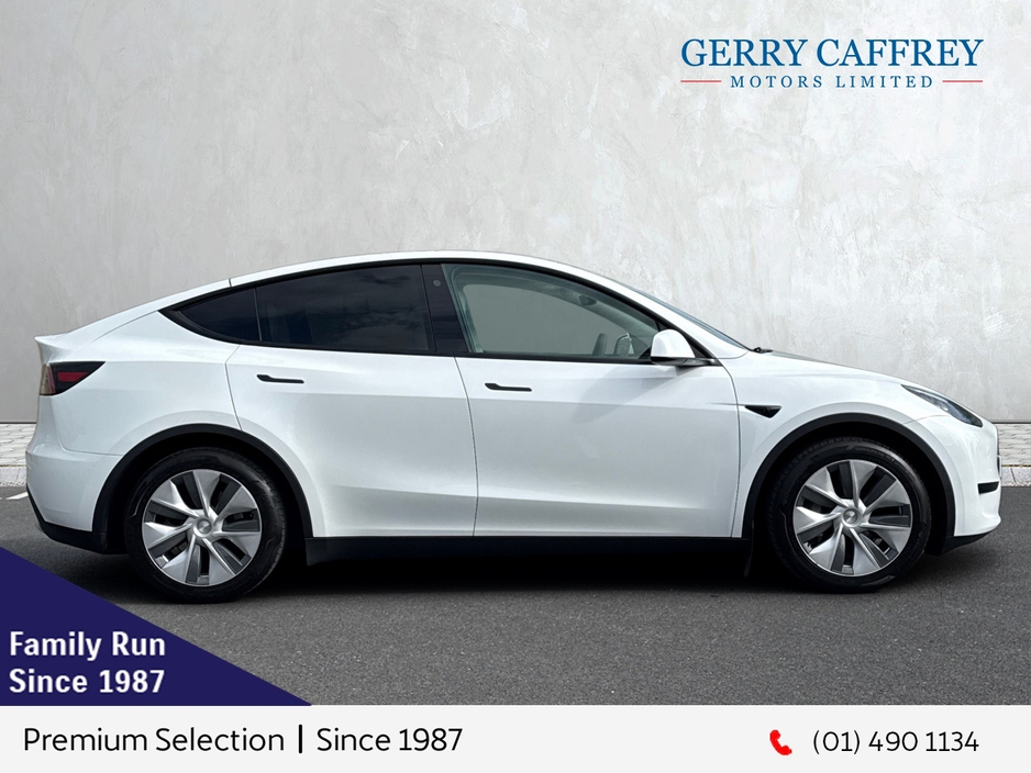 2023 Tesla Model Y - image 3