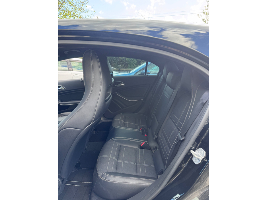 2014 Mercedes-Benz A Class - image 7