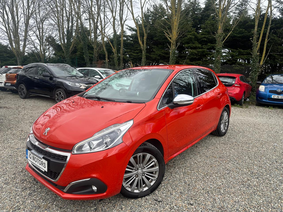 2017 Peugeot 208 - image 3