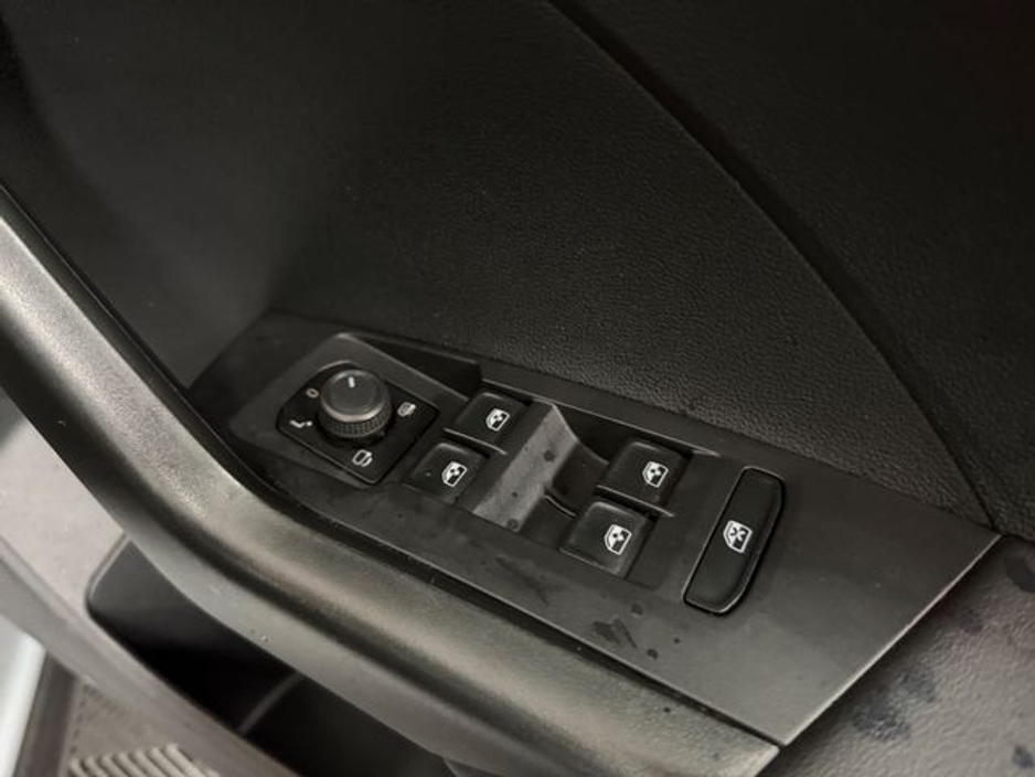 2023 Volkswagen T-Cross Life 1.0 TSI D7F 110HP 5DR AUT €25,777